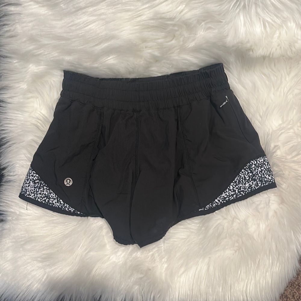 Lululemon hotty hot shorts